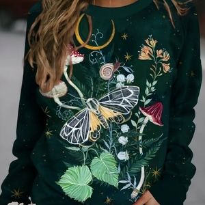 Green Moth&Mushroom Crew Neck